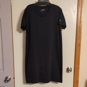 Columbia Classic Black Tee Dress